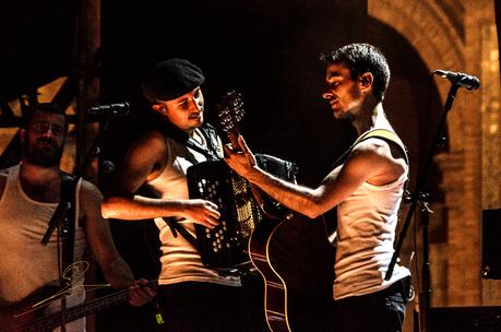 El triunfo de la hermandad