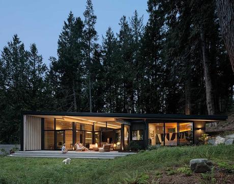 Cabana Minimalista en British Columbia