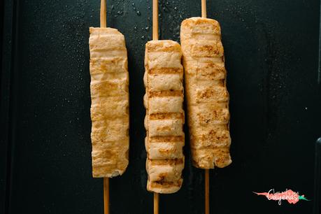 Pinchitos de Tofu con Salsa Satay