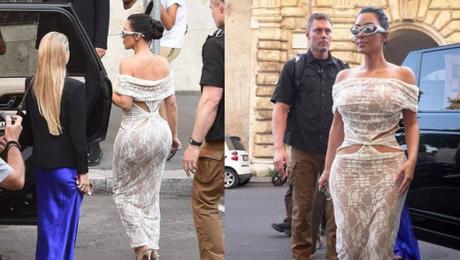 Kim Kardashian lució atrevido vestido en su visita al Vaticano