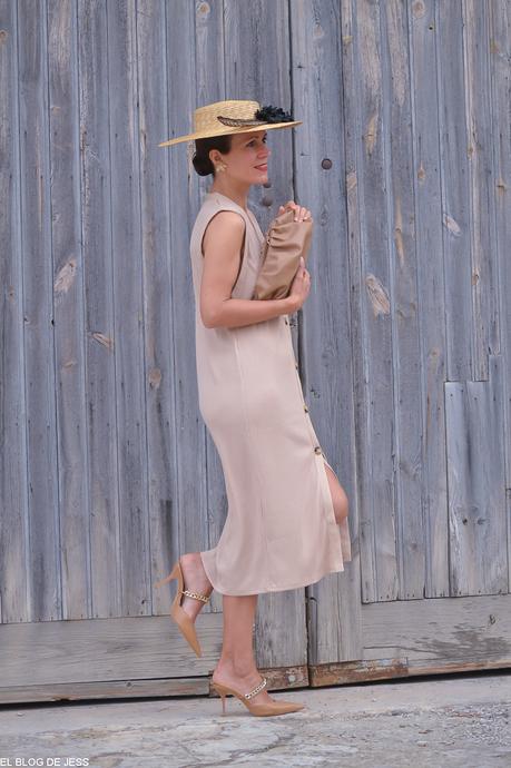 BEIGE DRESS. #PAMELASAHARA. BEIGE DRESS. #PAMELASAHARA.