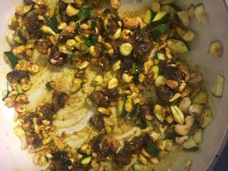 ARROZ  ESPECIADO CON DATILES Y ANACARDOS