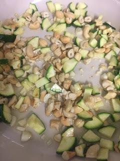 ARROZ  ESPECIADO CON DATILES Y ANACARDOS