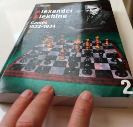 Lasker, Capablanca y Alekhine o ganar en tiempos revueltos (89)