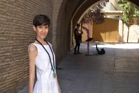 BLOGSSIPGIRL TE PROPONE: LOS DISEÑOS ÚNICOS DE THE GIRL AND THE DOG SE FUNDEN CON EL ARTE Y ENCANTO DE LA PLAZA SAN BRUNO BLOGSSIPGIRL TE PROPONE: LOS DISEÑOS ÚNICOS DE THE GIRL AND THE DOG SE FUNDEN CON EL ARTE Y ENCANTO DE LA PLAZA SAN BRUNO