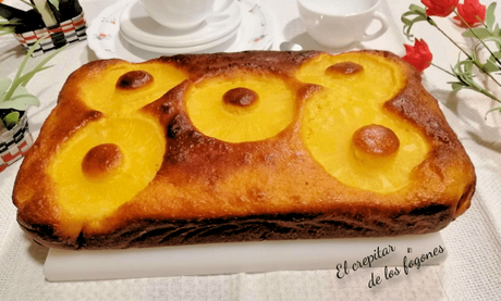 CAKE DE PIÑA EN ALMÍBAR Y COCO RALLADO