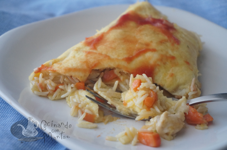 Omuraisu, tortilla de arroz japonesa