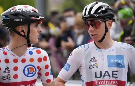 Scicon presenta las nuevas gafas de Tadej Pogacar