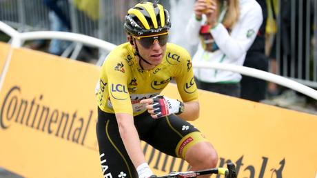 Scicon presenta las nuevas gafas de Tadej Pogacar