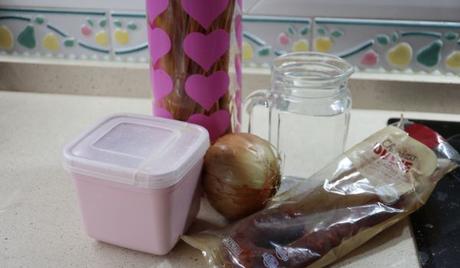 Los ingredientes necesarios para hacer espaguetis con chorizo