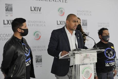 Denuncian que la SEMARNAT entregará la Cañada del Lobo a fraccionadores Denuncian que la SEMARNAT entregará la Cañada del Lobo a fraccionadores