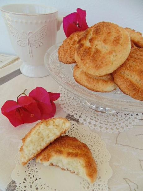 Sultanas de coco & huevo Sultanas de coco & huevo