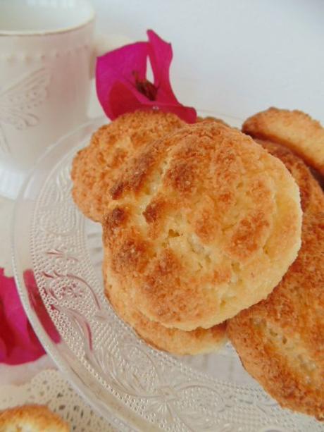 Sultanas de coco & huevo Sultanas de coco & huevo