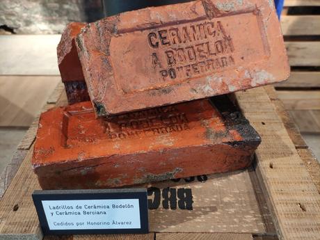 El Museo de la Energía inaugura en su 10º aniversario una exposición-homenaje a las personas que trabajaron en la antigua fábrica de luz 22 El Museo de la Energía inaugura en su 10º aniversario una exposición-homenaje a las personas que trabajaron en la antigua fábrica de luz 21