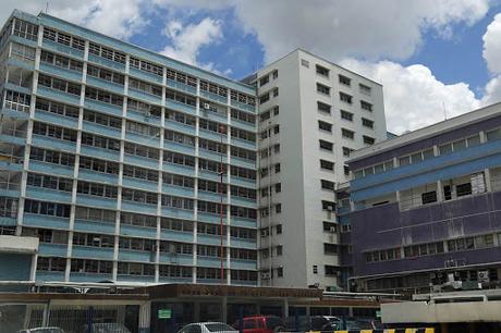 Impacto Venezuela: Integrantes de las bandas de la Cota 905 se llevan a tres médicos del Pérez Carreño