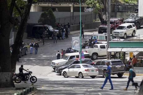 Gobierno Nacional anuncia recompensa por la captura de alias Koki, alias Vampi y alias Garbis