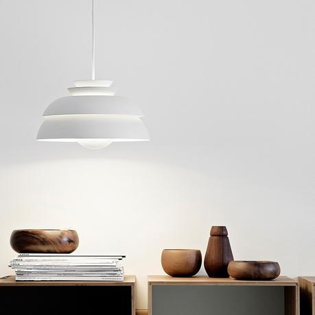 delikatissen white pendant danish lamp scandinavian design pendant lamp lámparas de interior lámparas de diseño lamp decor Jørn Utzon indoors lamp Fritz Hansen dk Fritz Hansen design lamps diseño nórdico diseño escandinavo diseño danés danish lamps danish design Concert P1 lamp  