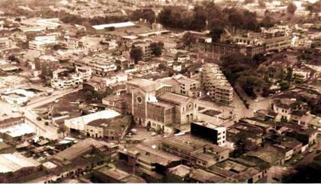 Vecinos y amigos o amigos y vecinos Vecinos y amigos o amigos y vecinos