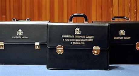 Pedro I “el trilero” cambia el gobierno y lo entrampa todo más todavía: De cómo un gobernante se abroquela en sí mismo para mantener el poder Pedro I “el trilero” cambia el gobierno y lo entrampa todo más todavía: De cómo un gobernante se abroquela en sí mismo para mantener el poder