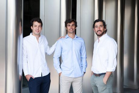 El servicio de atención al cliente con soluciones IA y mensajería instantánea aumenta las ventas hasta un 65%, según GUS