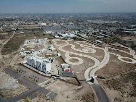 Fraccionamiento Campo Azul, lugar sin agua y sin servicios