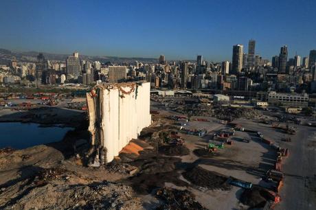 Un año después de su devastadora explosión, surge un audaz plan para el puerto de Beirut