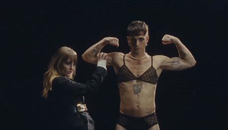 I WANNA BE YOUR SLAVE