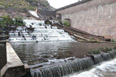 Gallardo proyecta 2 represas para evitar el desperdicio de agua de la Presa San José