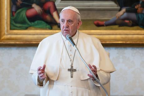 El Papa Francisco modifica las normas para la celebración de misas a la antigua
