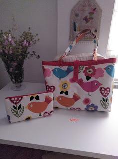 CONJUNTO DE BOLSA + NECESER