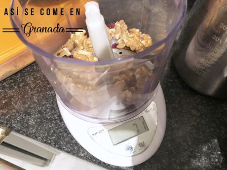 Paté de gambones y palitos de cangrejo/ Paté de queso, nueces, bacon y arándanos