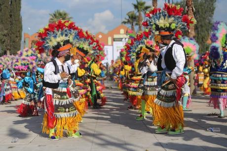 Récord Guinness reconoce la La danza tradicional de México como “La más grande del mundo”
