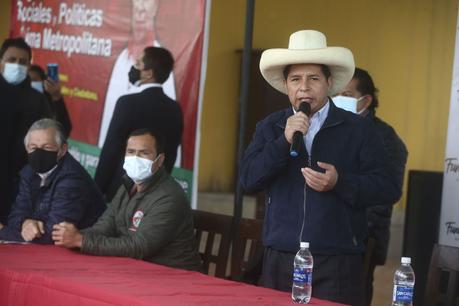 Pedro Castillo: anuncios oficiales sobre gobierno se darán tras proclamación del JNE Pedro Castillo: anuncios oficiales sobre gobierno se darán tras proclamación del JNE