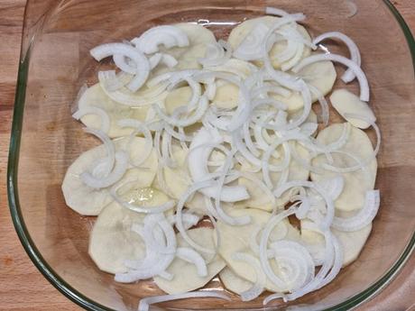 Salmón al horno con patatas