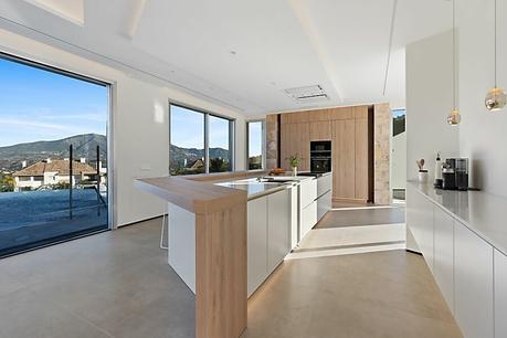 delikatissen villa lujo costa del sol terrace with jacuzzi and amazing views nueva construcción malaga newly built villa costa del sol modern interiors luxurious home house with social areas house with private pool electric car station contemporary interiors bedroom with ensuite bathroom delikatissen villa lujo costa del sol terrace with jacuzzi and amazing views nueva construcción malaga newly built villa costa del sol modern interiors luxurious home house with social areas house with private pool electric car station contemporary interiors bedroom with ensuite bathroom