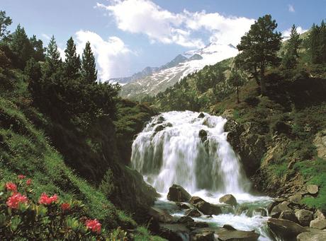 Escapada al Valle de Benasque, Huesca Valle de Benasque, el Reino del Aneto - neobis