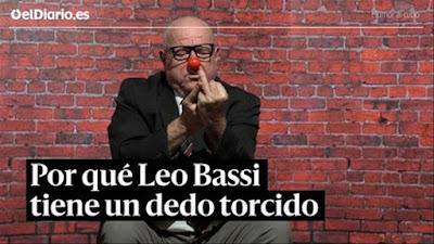 ¿Por qué Leo Bassi tiene un dedo torcido?