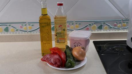 Vinagreta de Pimientos con Mambo Los ingredientes necesarios para hacer vinagreta con Mambo