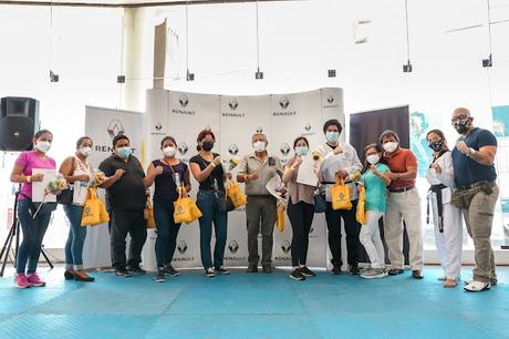 MECÁNICA BÁSICA Y DEFENSA PERSONAL PARA CLIENTAS RENAULT