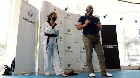 MECÁNICA BÁSICA Y DEFENSA PERSONAL PARA CLIENTAS RENAULT