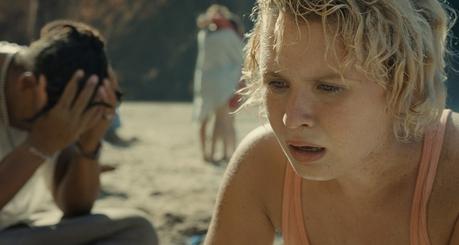 Tiempo – Si Hitchcock fuera a la playa