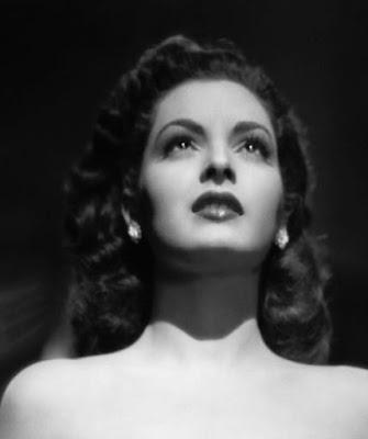 LOS HOMBRES, ESPECIE EN PELIGRO DE EXTINCIÓN: ELSA AGUIRRE.