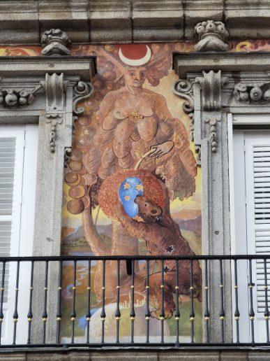 Los frescos de la Casa de la Panadería en la Plaza Mayor de Madrid
