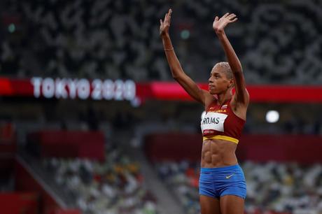 Yulimar Rojas es la primera mujer en romper récord mundial y olímpico en Salto Triple