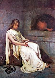 Locusta meets Madame Bovary en Todos somos sospechosos