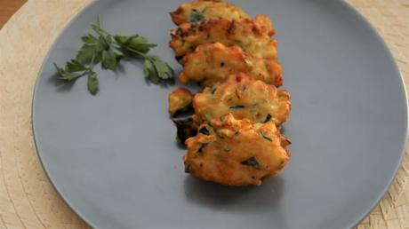 Como hacer con Thermomix unos buñuelos de calabacín caseros