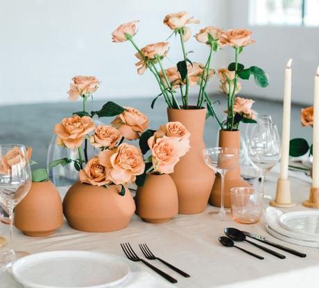 Ideas para decorar eventos especiales con centros de flores 3