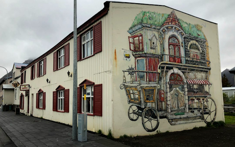 Jean Larson y las aves de Önundarfjörðu (Flateyri)