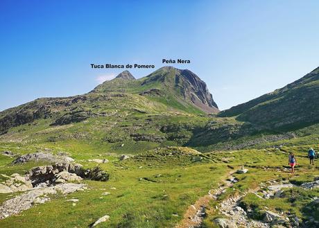 Tuc de Mulleres (3.009 m.) desde la Besurta Tuc de Mulleres (3.009 m.) desde la Besurta