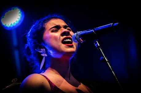 La luz que atraviesa las cosas